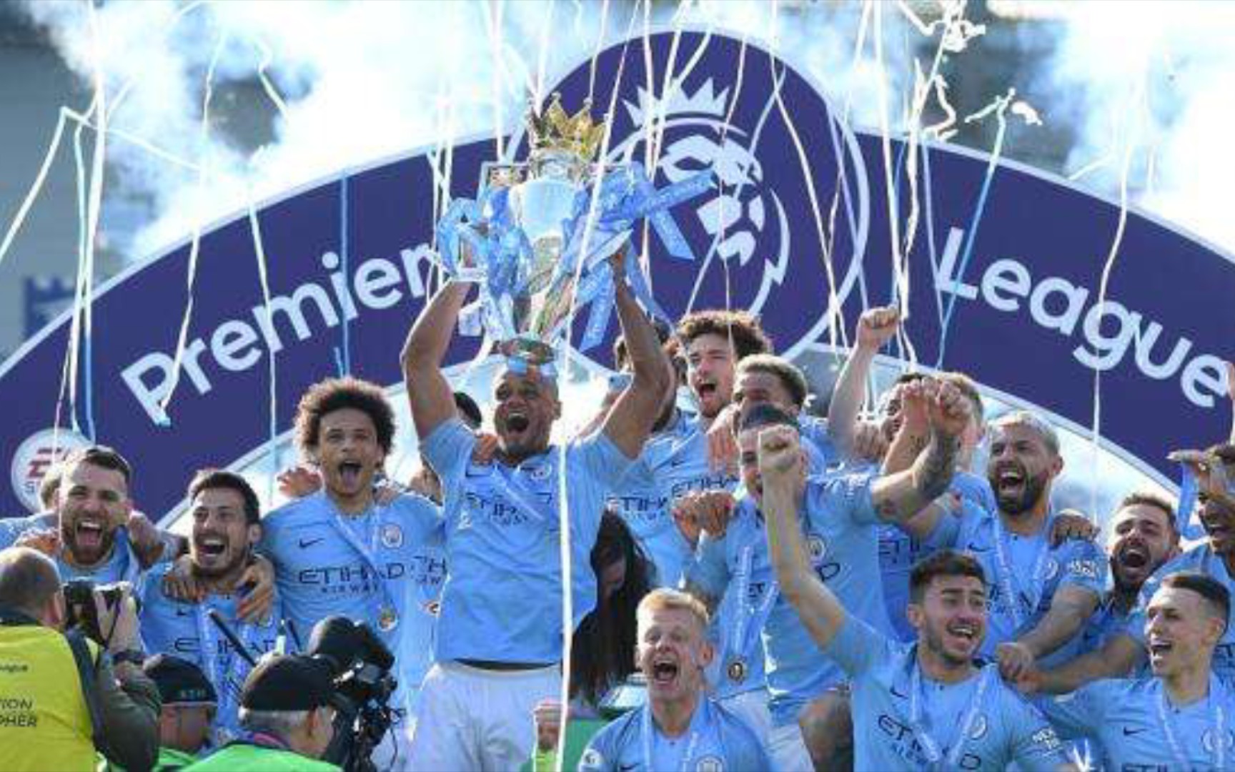 都蕴藏着球 都蕴藏着球